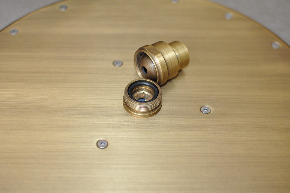 bát sen to bằng đồng