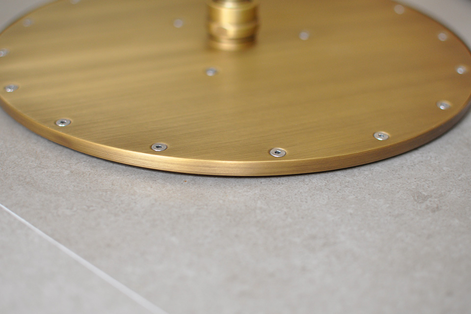 bát sen to bằng đồng