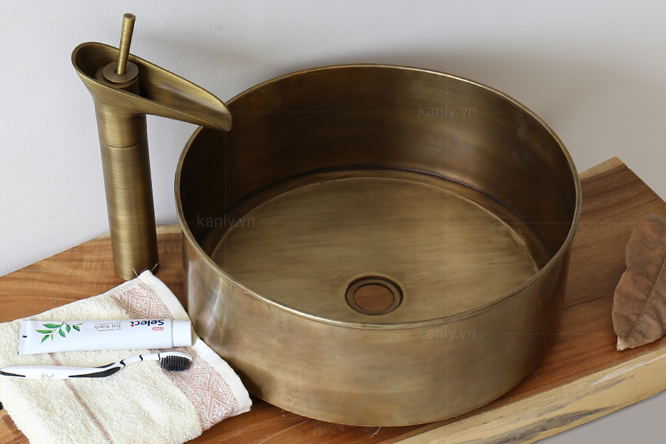 Kiểu dáng chậu rửa mặt bằng đồng