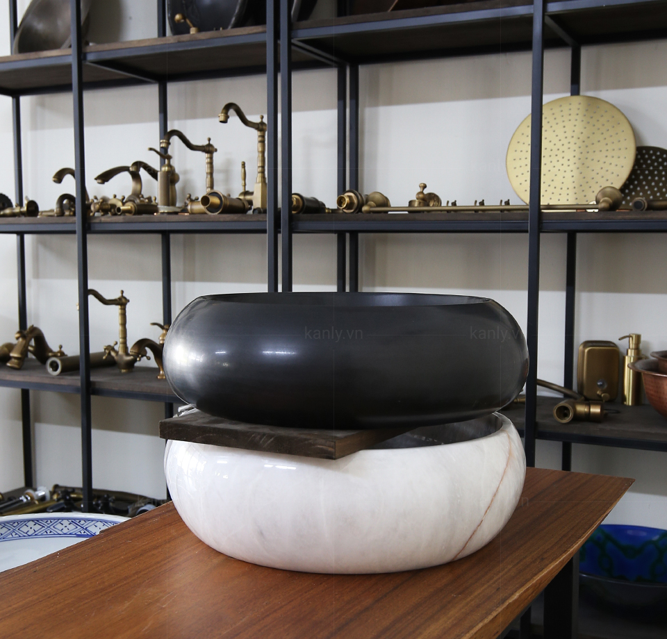 Lavabo chất liệu đá tự nhiên nên có các đặc tính lý hóa riêng