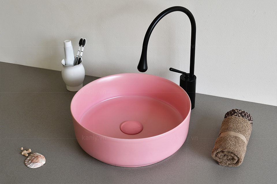Lavabo sứ màu hồng Pastel SU520